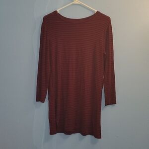 Old Navy Maroon And Blue Stripped 3/4 Long Sleeve Tee